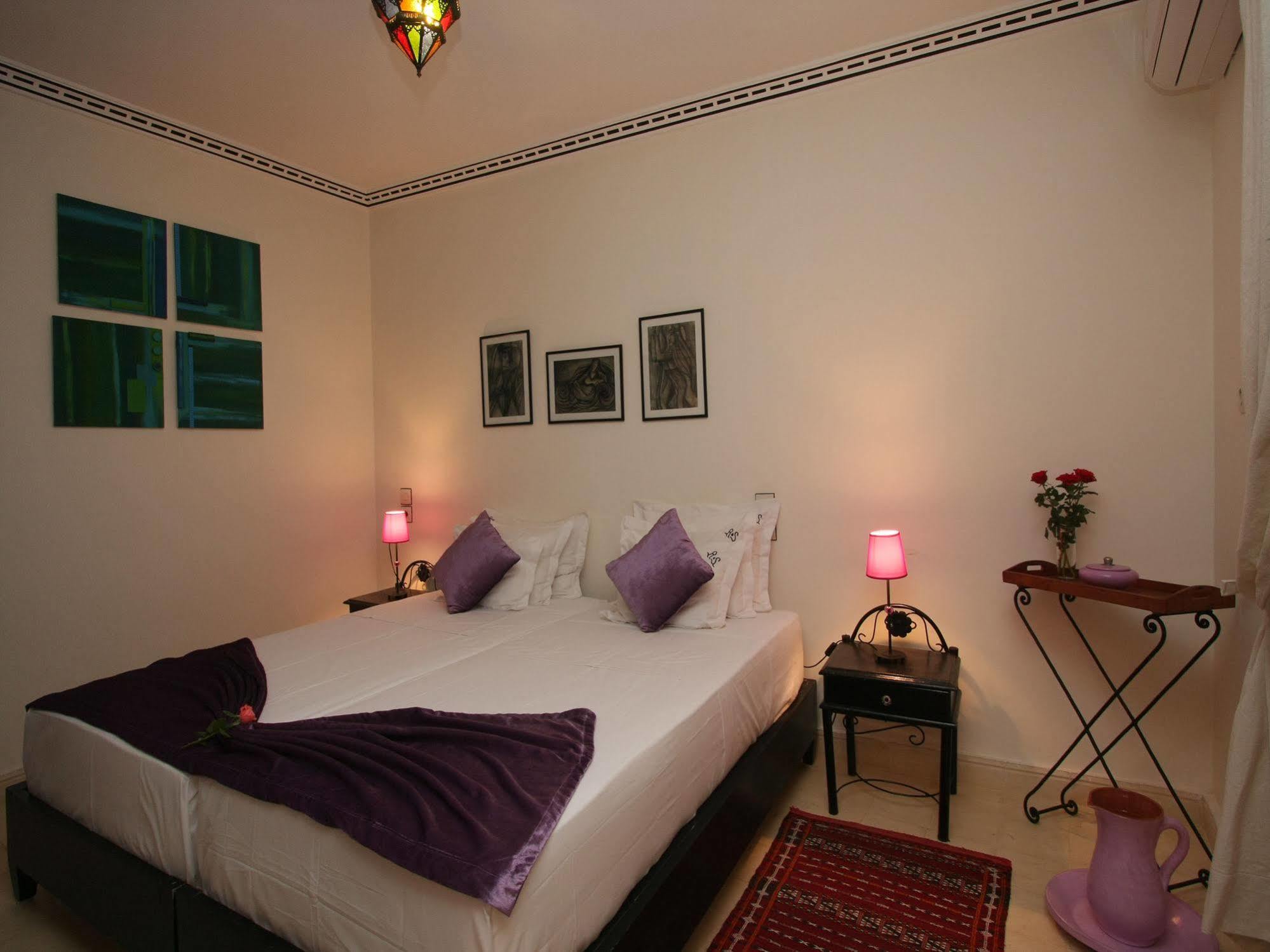 Riad De La Semaine Марракеш Экстерьер фото